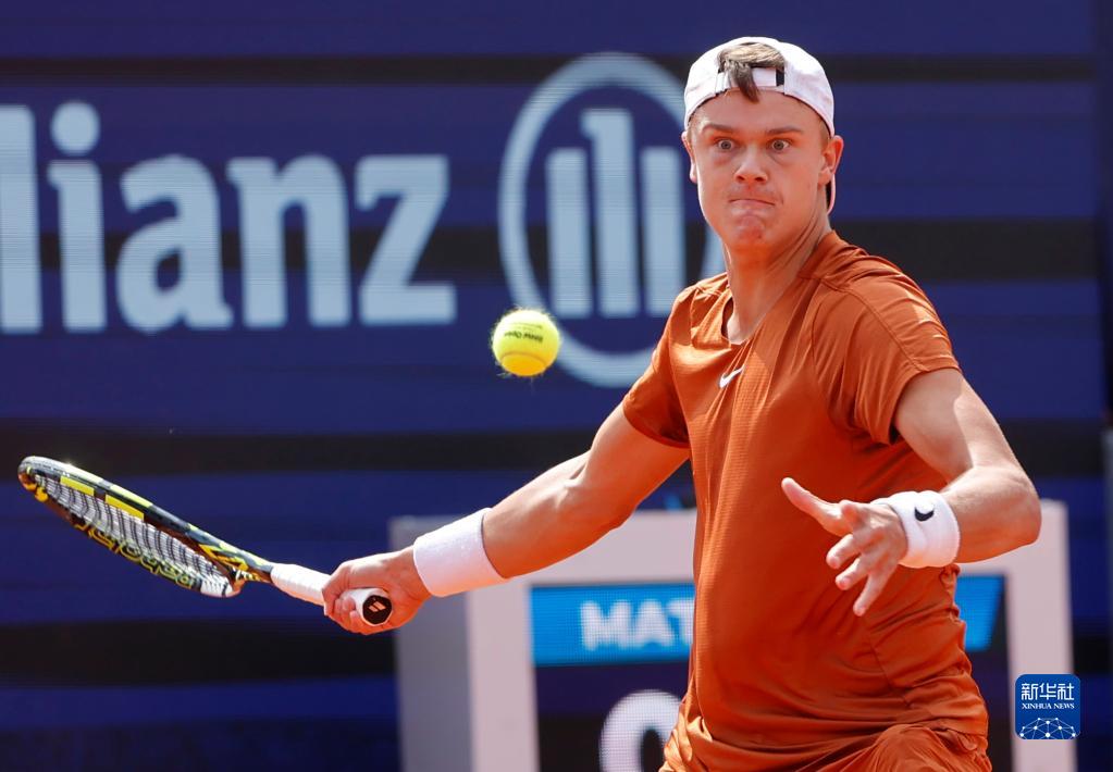 又迎回了两 又迎回了两