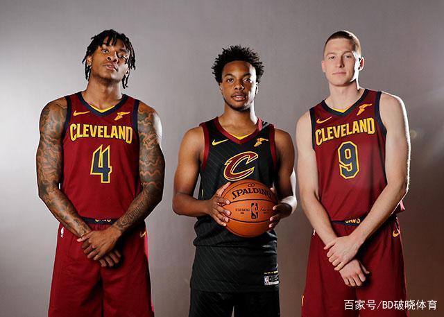 首节的疯狂 首节的疯狂